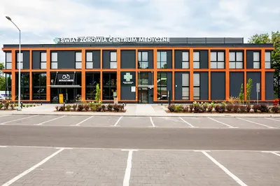 Świat Zdrowia Centrum Medyczne ul. Wały Generała Sikorskiego 30, Toruń